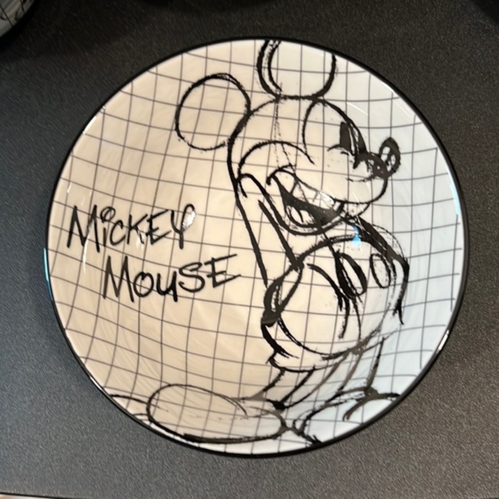 Set of 4 Mickey Mouse Sketch 6” Tidbit Bowl